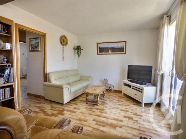 Maison à vendre  4 pièces - 84,10 m 2   LA LONDE LES MAURES  - 83