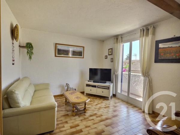 Maison à vendre  4 pièces - 84,10 m 2   LA LONDE LES MAURES  - 83