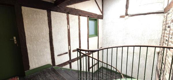 Appartement de charme au dernier étage – Centre-ville de Bourg-en-Bresse