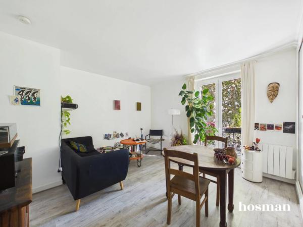 Appartement traversant - 3 pièces 50 m² - Rue Armand Carrel