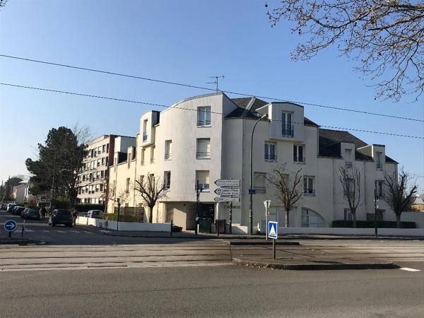 Appartement T1 NANTES Bourgeonnière - 18.29 m2  410 Euros