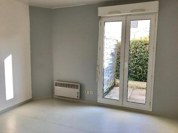 Appartement T1 NANTES Bourgeonnière - 18.29 m2  410 Euros