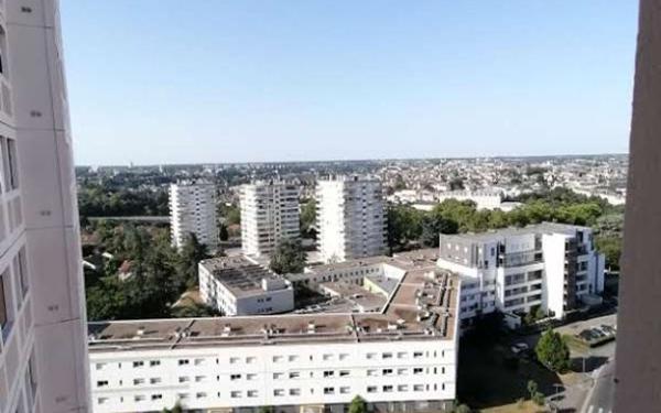 Appartement à louer    2 pièces •  Poitiers