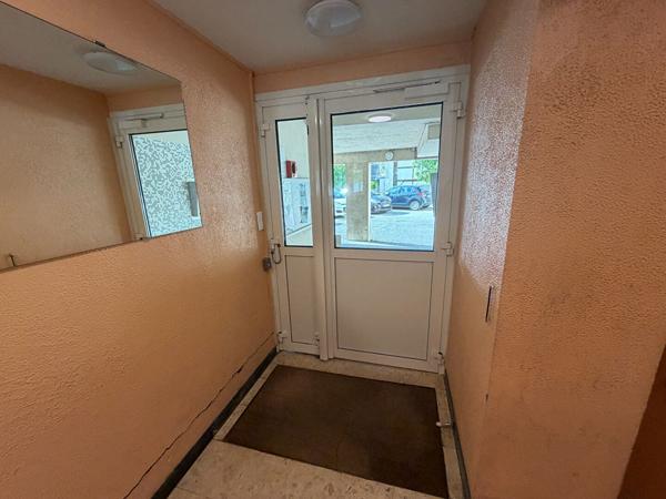 T1 bis loué avec locataire en place - Investissement