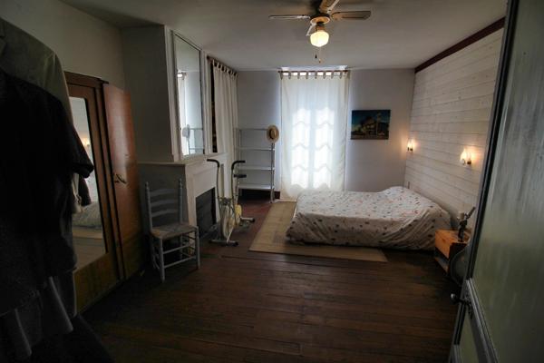 Maison à vendre 8 pièces,4 chambres, BAZAS CENTRE (33)