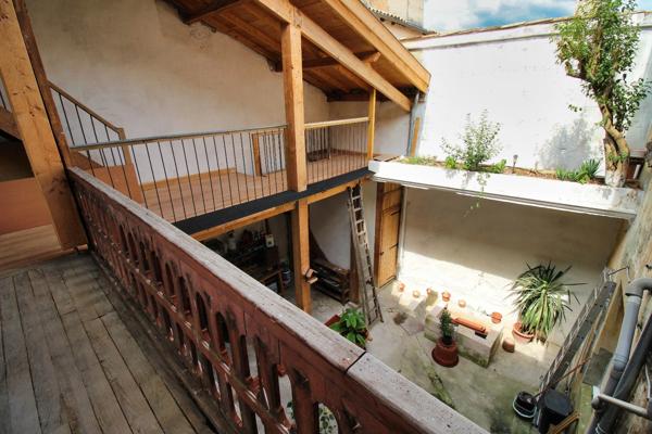 Maison à vendre 8 pièces,4 chambres, BAZAS CENTRE (33)