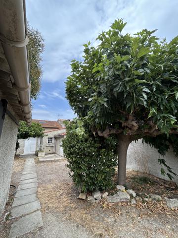 Pavillon T5 avec jardin Bram (11150)