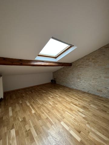 Pavillon T5 avec jardin Bram (11150)