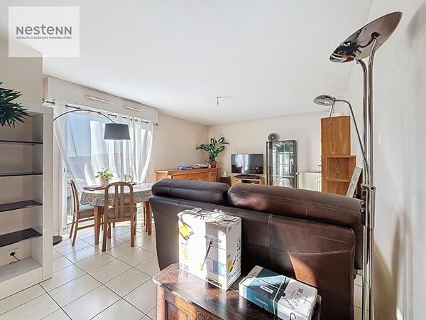 Appartement - 3 pièces - 62 m² - KERFEUNTEUN - garage et stationnement privatifs