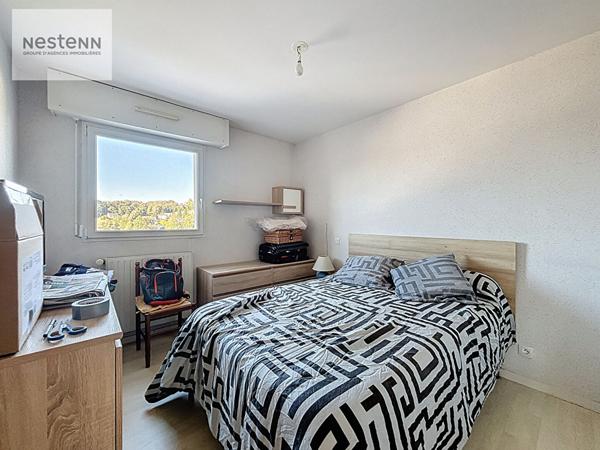 Appartement - 3 pièces - 62 m² - KERFEUNTEUN - garage et stationnement privatifs