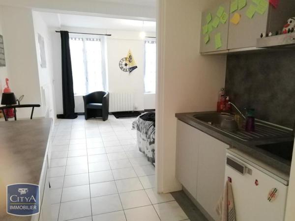 Appartement à louer 1 pièce 28m² Clermont-Ferrand (63000)