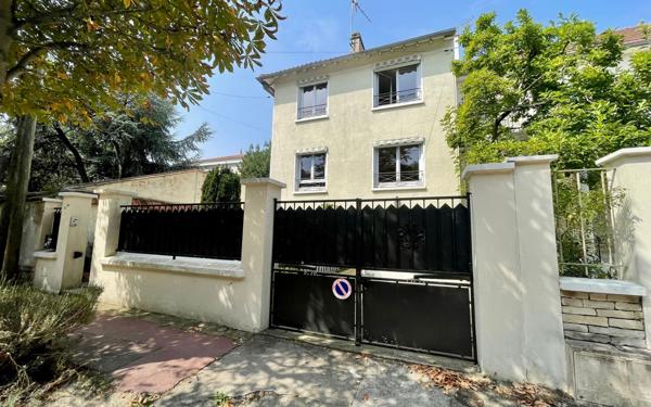Maison à vendre    6 pièces • 109 m2 La Varenne - Saint-Maur-des-Fossés