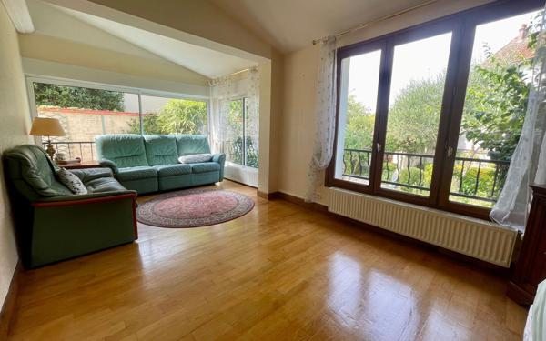 Maison à vendre    6 pièces • 109 m2 La Varenne - Saint-Maur-des-Fossés