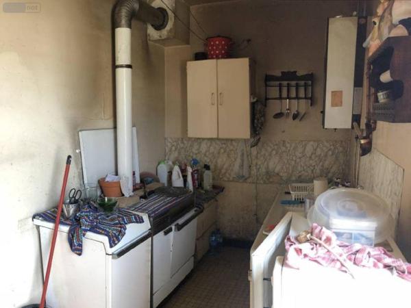 Maison de ville à vendre à Bussy-le-Repos dans l'Yonne (89500), ref : 2210010