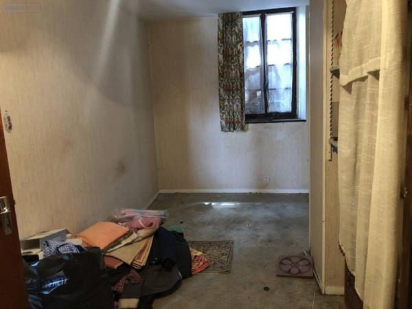 Maison de ville à vendre à Bussy-le-Repos dans l'Yonne (89500), ref : 2210010