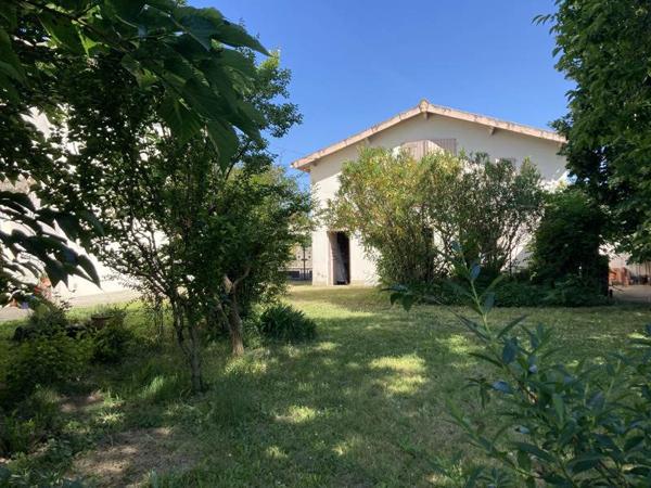 Maison à vendre 299 000 € La Tour-du-Crieu 4 p 149 m² DPE E