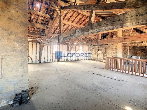 Achat immeuble Wassy - 6 pièce(s) - 326 m² - 66 000 €