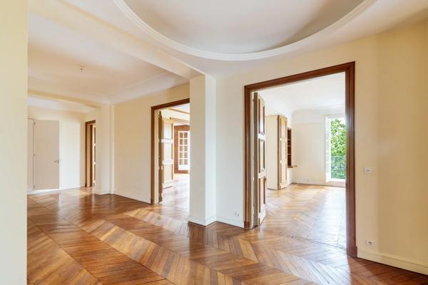 Appartement Paris 8 e - PARC MONCEAU