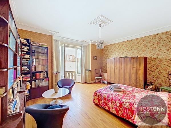NANCY - RARE DEMEURE ART DÉCO - 244 M² - 11 PIÈCES - 2 GARAGES