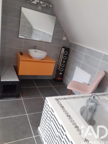 Maison à vendre 6 pièces 129 m² Le Neubourg