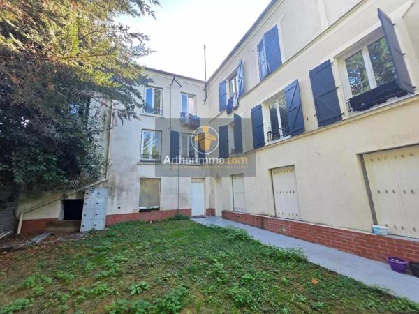 Vente                                                      Appartement
                        
                     2 pièces                      24 m2                     à Villiers-le-Bel