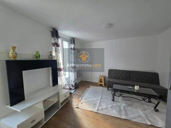 Vente                                                      Appartement
                        
                     2 pièces                      24 m2                     à Villiers-le-Bel