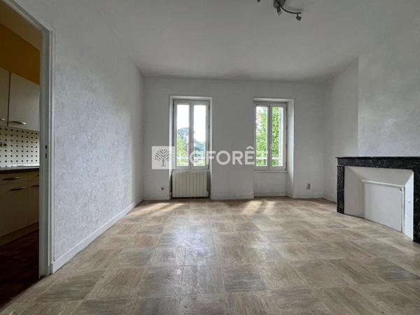 Achat immeuble Saintes - 9 pièce(s) - 162 m² - 386 000 €