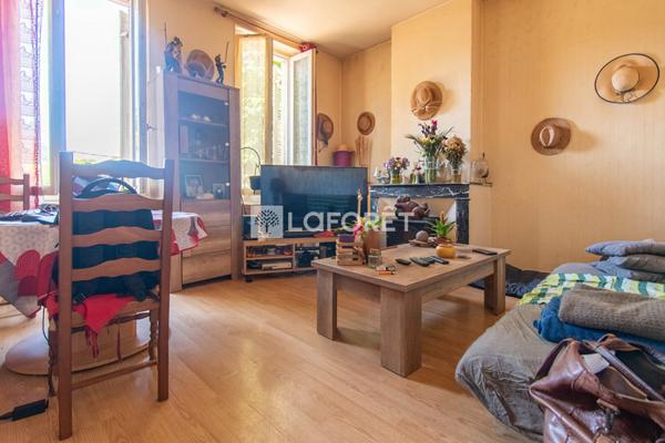 Achat immeuble Saintes - 9 pièce(s) - 162 m² - 386 000 €