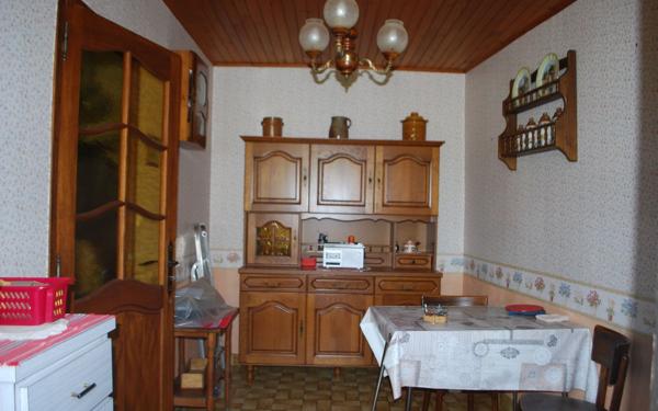 Maison à vendre    5 pièces •  Saint-Malo-en-Donziois