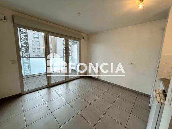 Location Studio 21.44 m² - 299 / 299 BIS ROUTE DE GENAS Villeurbanne 69100