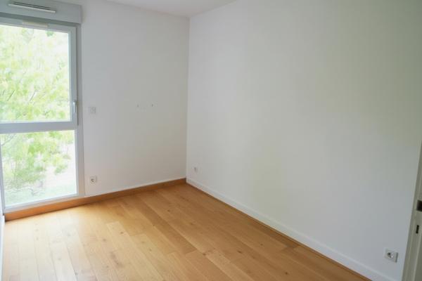 Appartement Lozanne 3 pièce(s) 64.18 m2 avec garage  individuel fermé