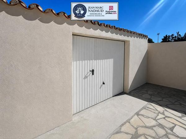 Maison récente de plain-pied - 3 Chambres-Terrain plat -Abris -Panneaux solaires
