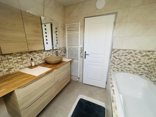 MANDEURE MAGNIFIQUE MAISON F7 RECENTE 150 M2