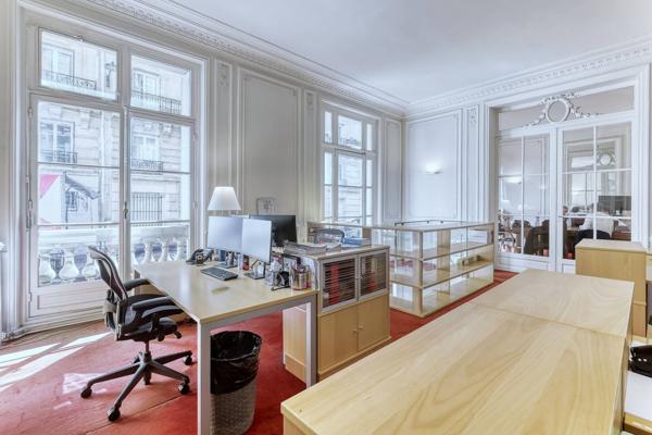 Bureaux de prestige – Paris 16ᵉ 2 700 000 €
