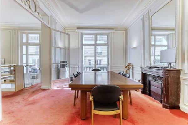 Bureaux de prestige – Paris 16ᵉ 2 700 000 €