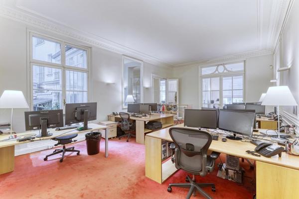 Bureaux de prestige – Paris 16ᵉ 2 700 000 €