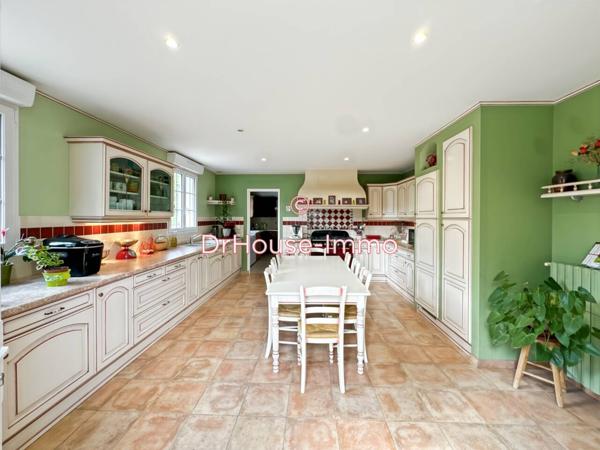 Maison à vendre 10 pièces de 182 m²
