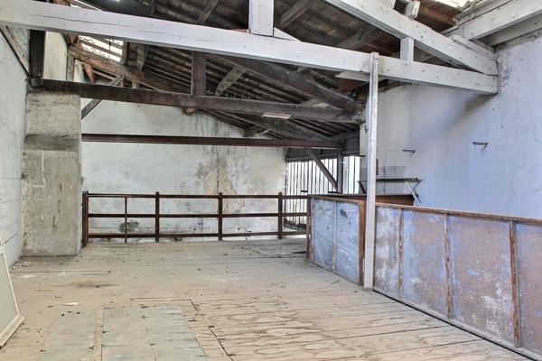 Spécial Investisseurs - Immeuble à rénover en plein coeur de Verdun