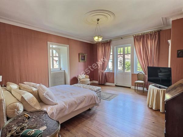 Maison individuelle d'exception - Saint-Avold - 258m2 - 11ares56 - 4 chambres