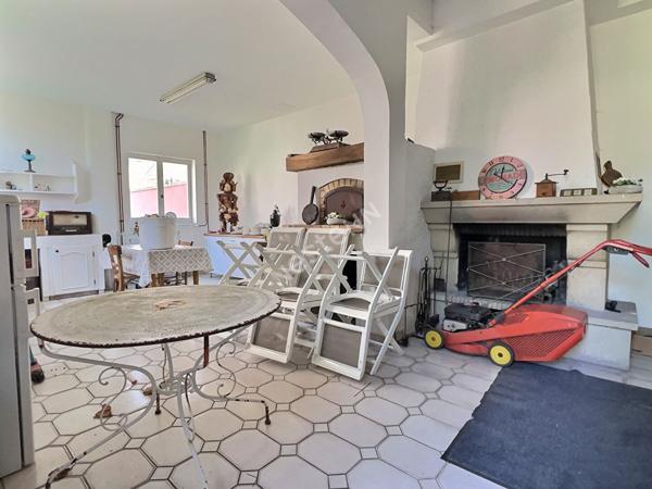 Maison individuelle d'exception - Saint-Avold - 258m2 - 11ares56 - 4 chambres