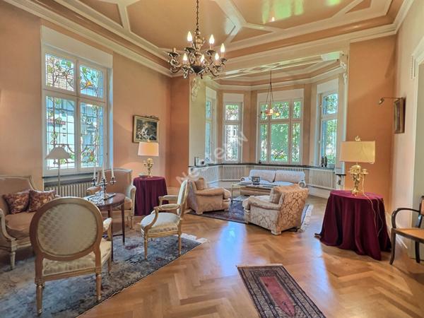 Maison individuelle d'exception - Saint-Avold - 258m2 - 11ares56 - 4 chambres