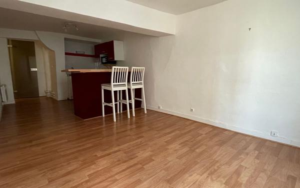 Appartement à vendre    1 pièce • 28,56 m2 Pontoise