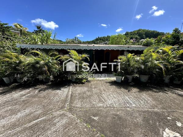 Villa T5 à deux pas de la plage + 2 bungalows T2 Les Trois-Ilets.