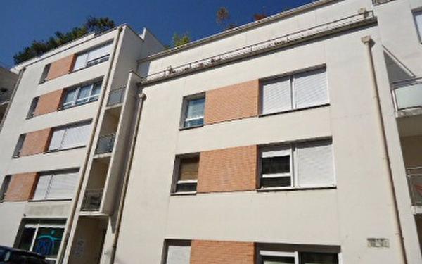 Appartement à louer    4 pièces •  Tours