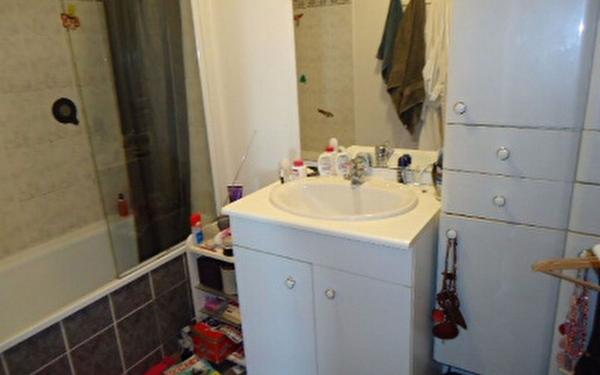 Appartement à louer    4 pièces •  Tours