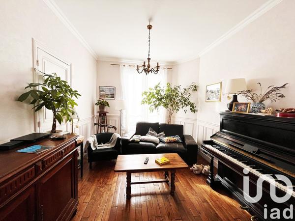 Maison traditionnelle 7 pièces de 103 m² à Argenteuil (95100)