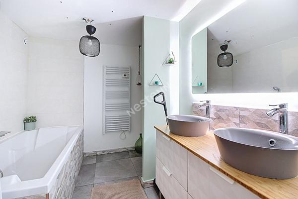 Maison de ville T4 98 m² Terrasse ensoleillée Vitrolles