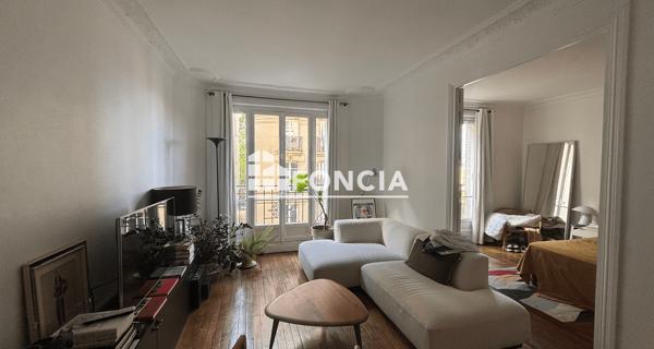 Location Appartement 2 pièces 49.38 m² - Paris 75018