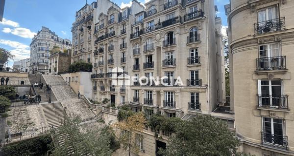 Location Appartement 2 pièces 49.38 m² - Paris 75018