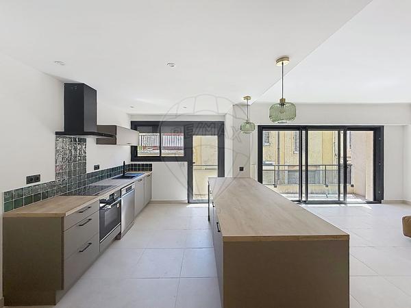 Maison 3 chambre(s) à vendre - Nîmes, Gard - 30